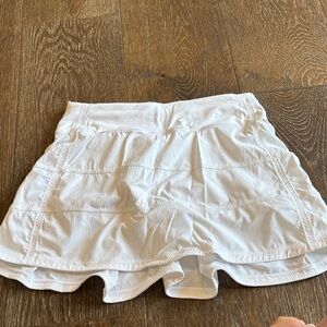 White lululemon skirt